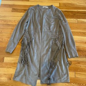 97% polyester, 3 % spandex